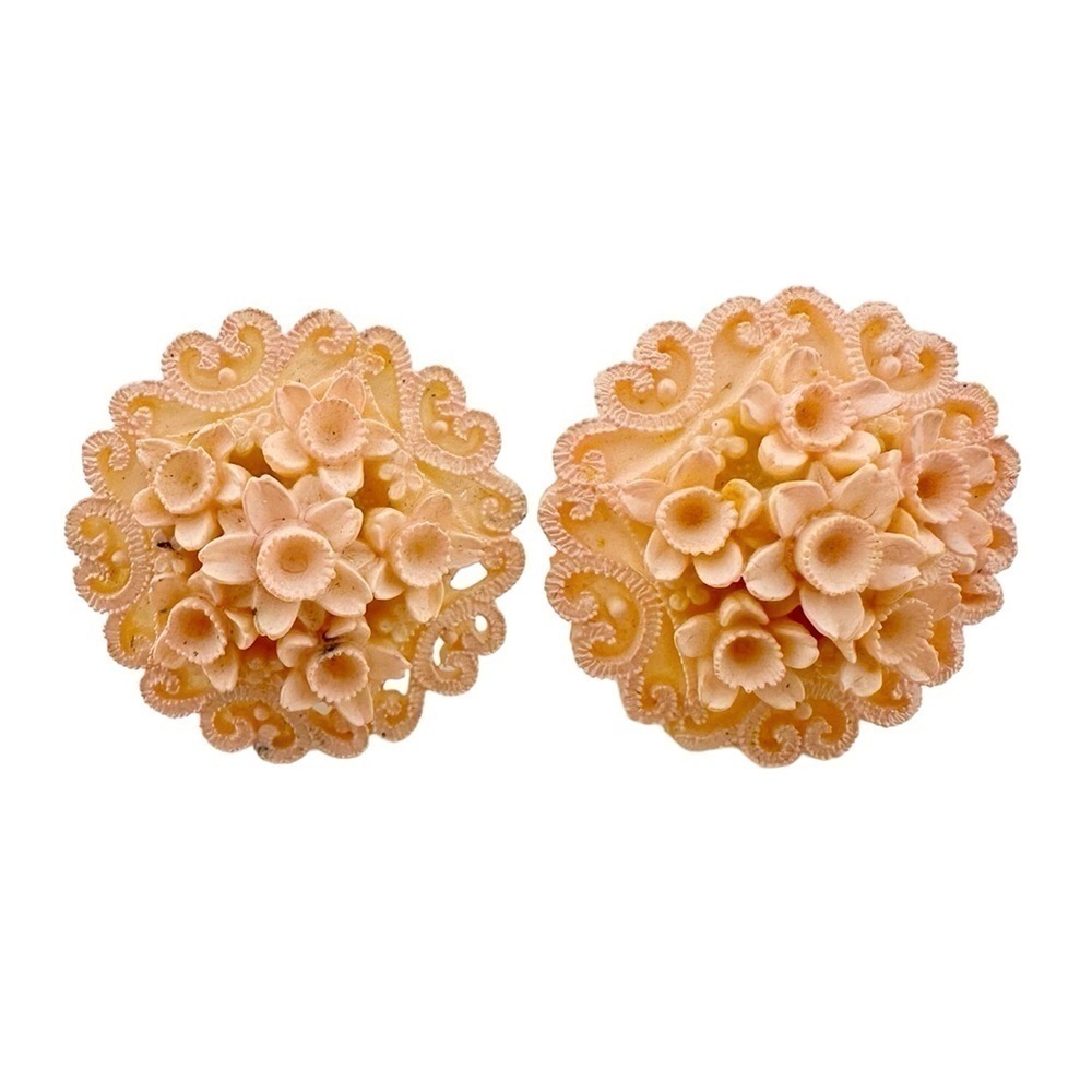 Vintage Earrings Floral Delicate Sculptural Peach Pink Screw Back